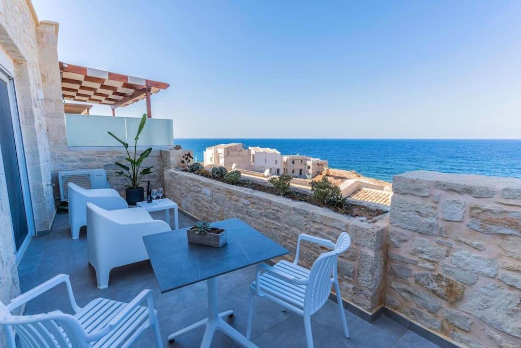 Zefyros Suite , Seafront Retreat ! Pánormos Exterior foto